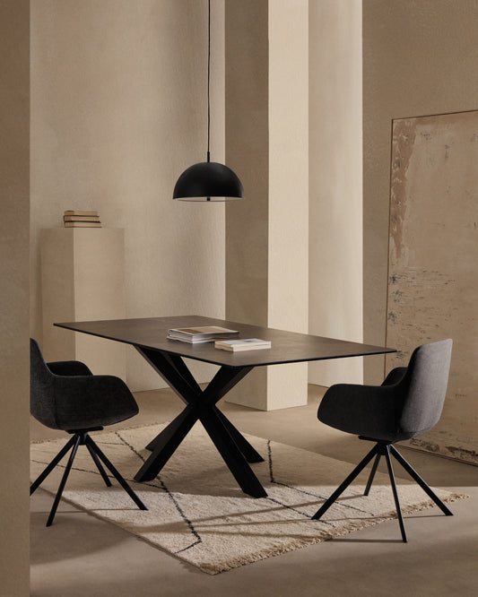 Mesa Argo de porcelánico Iron Moss y patas de acero con acabado negro 180 x 100 cm