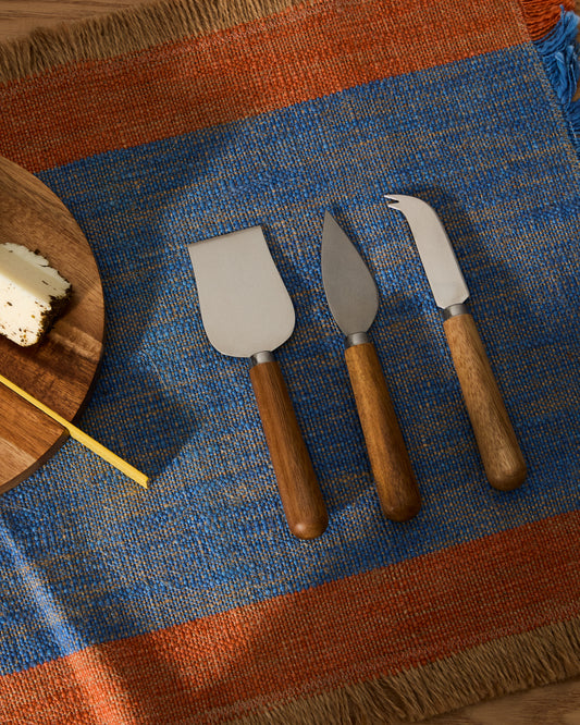 Set Nukha de 3 cubiertos para queso de madera de acacia FSC 100%