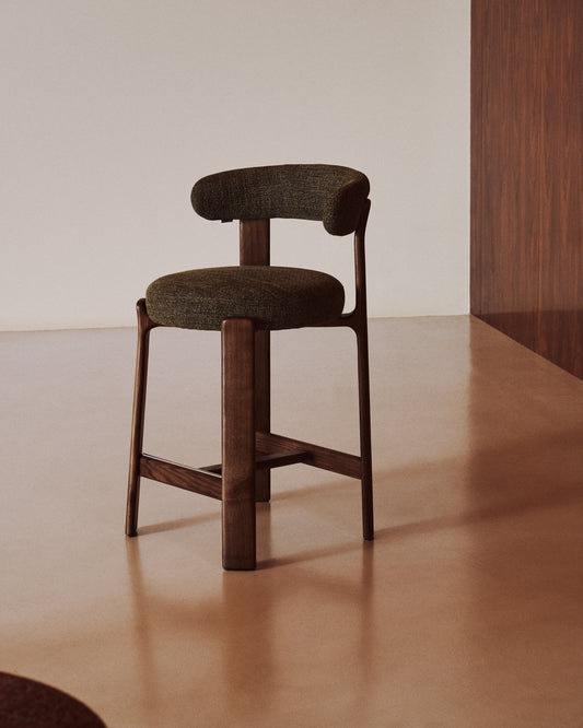 Tabouret Granite en tissu chenille verte et bois de frêne avec finition ton noyer FSC 100 % 65 cm