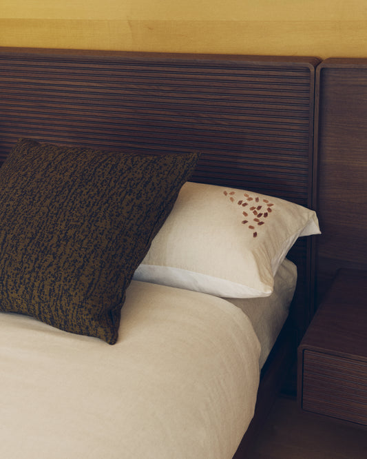 Funda de cojín Melien con jacquard de puntos verde 50 x 50 cm