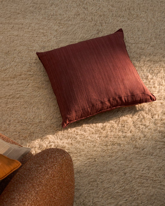 Housse de coussin Brellet en soie grenat 45 x 45 cm