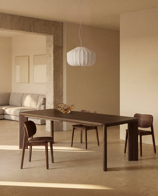 Mesa extensible Jondal de madera maciza y chapa de roble con acabado en tono nogal  FSC 100% 240 (320) x 100 cm