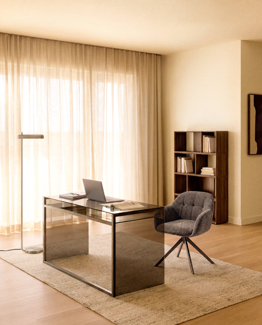 Escriptori Adile de vidre trempat marró i acer raspallat 142 x 77 cm