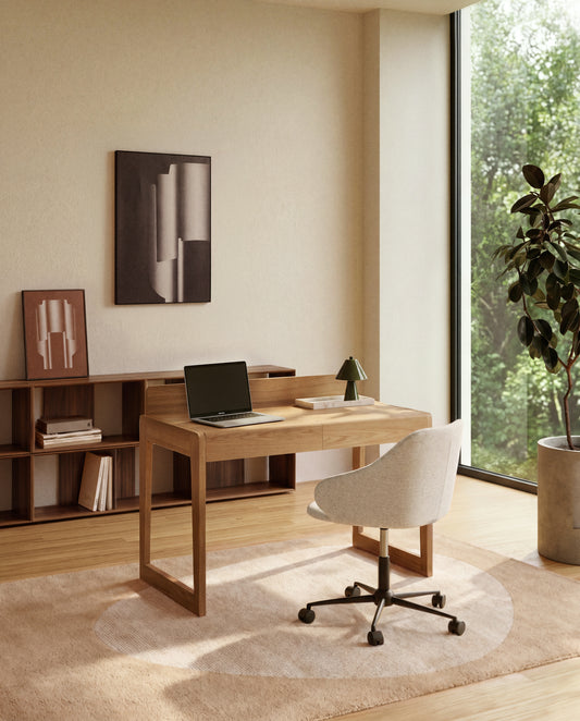 Chaise de bureau Einara en chenille beige et pieds en acier noir