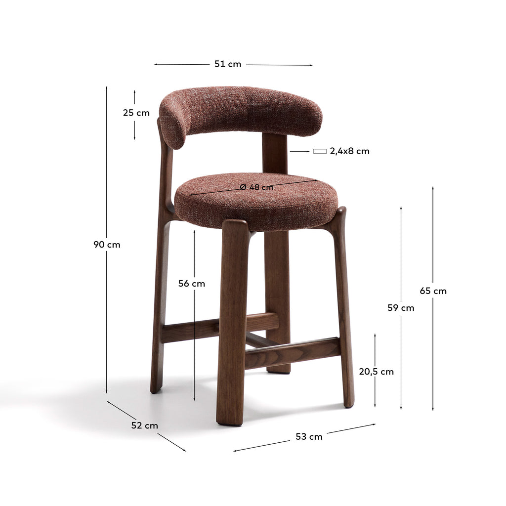 Taburete Granite de chenilla marrón y madera maciza de fresno con acabado tono nogal FSC 100% 65 cm