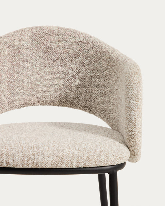 Tabouret Maina en chenille épaisse beige avec pieds en acier finition noire FSC Mix Credit 65 cm