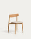 Silla Evera de chapa de roble con acabado en tono natural y chenilla beige