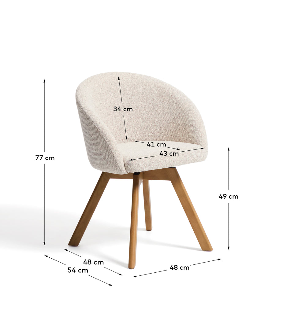 Chaise giratoire Marvin chenille beige et pieds en bois de hêtre finition ton naturel FSC 100%
