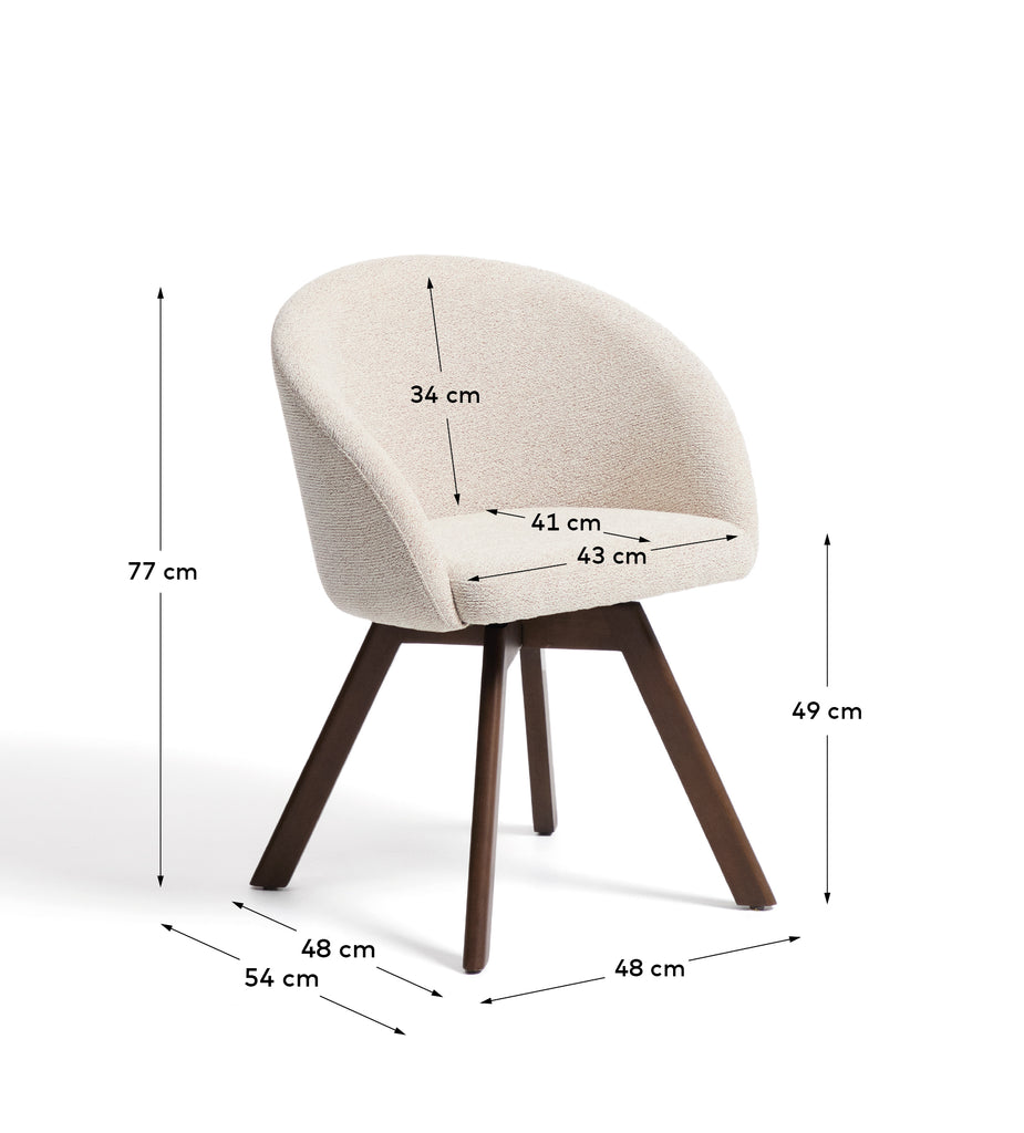 Chaise giratoire Marvin chenille beige et pieds en bois de hêtre finition naturelle FSC 100%