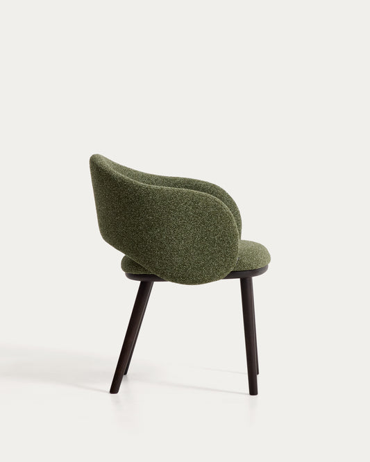 Silla Maina de chenilla gruesa verde y patas de madera maciza de fresno con acabado tono ebonizado FSC Mix Credit