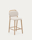 Taburete Helda de chenilla beige y madera maciza de roble FSC Mix Credit 65 cm