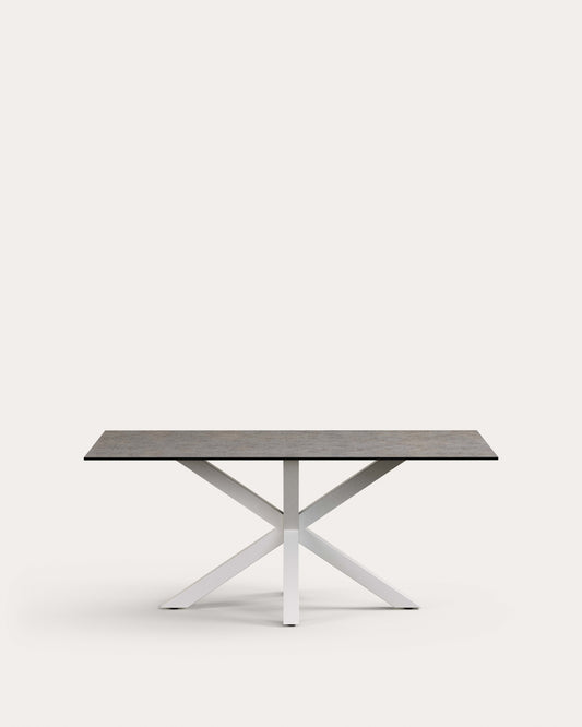 Mesa Argo de porcelánico Iron Moss y patas de acero con acabado blanco 180x100 cm