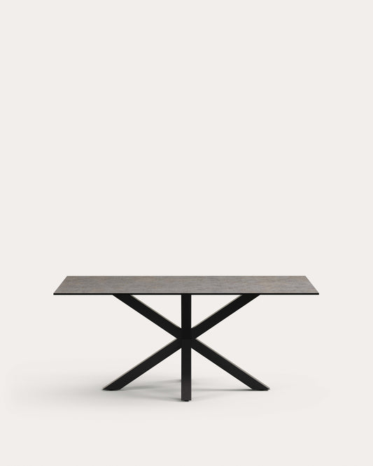 Mesa Argo de porcelánico Iron Moss y patas de acero con acabado negro 180 x 100 cm