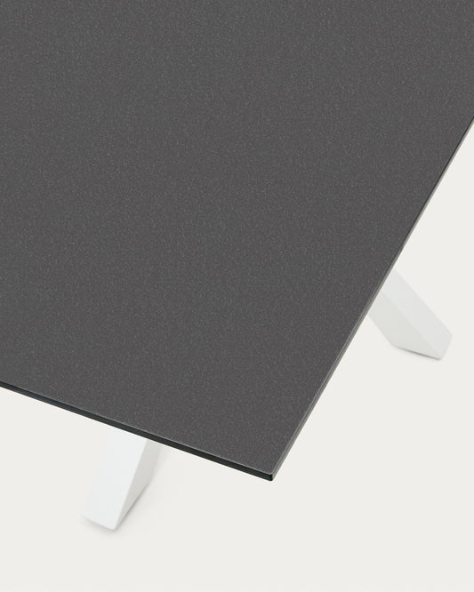 Taula Argo de vidre negre mat i potes d'acer amb acabat blanc 160 x 90 cm