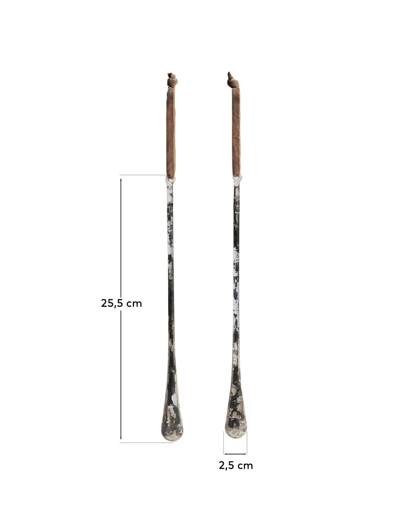 Set Alsenia de 2 adornos colgantes de vidrio reciclado plateado 25,5 cm