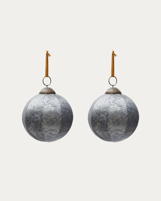 Set Blama de 2 bolas colgantes decorativas de vidrio reciclado plateado Ø 10 cm