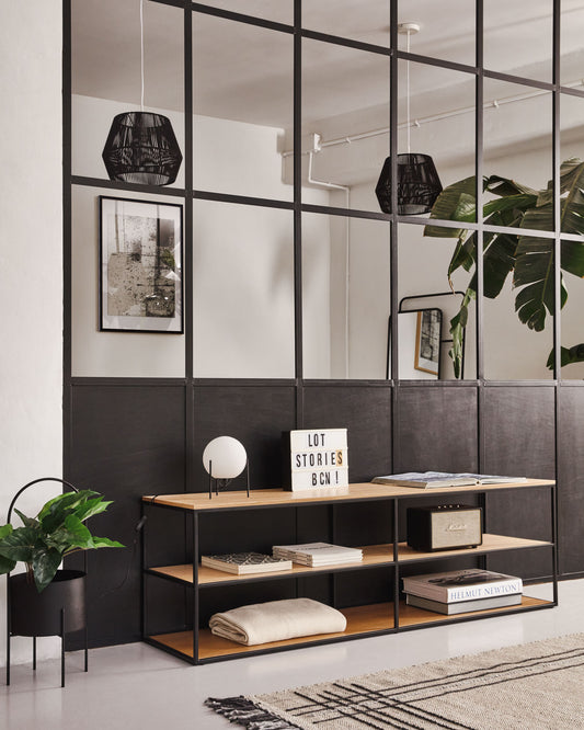 Moble TV Yoana de xapa de roure i estructura de metall pintat negre 160 x 40 cm