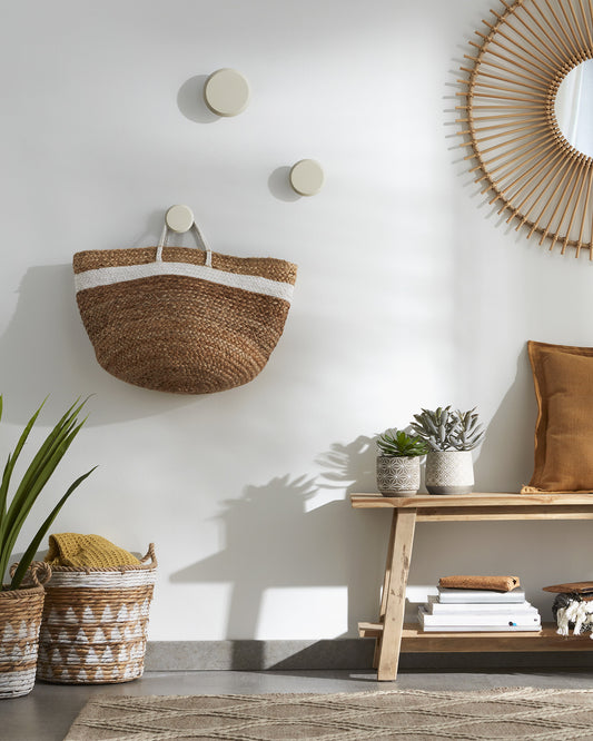 Conjunt Nadua de 3 penjadors de fusta massissa de faig amb acabat beix