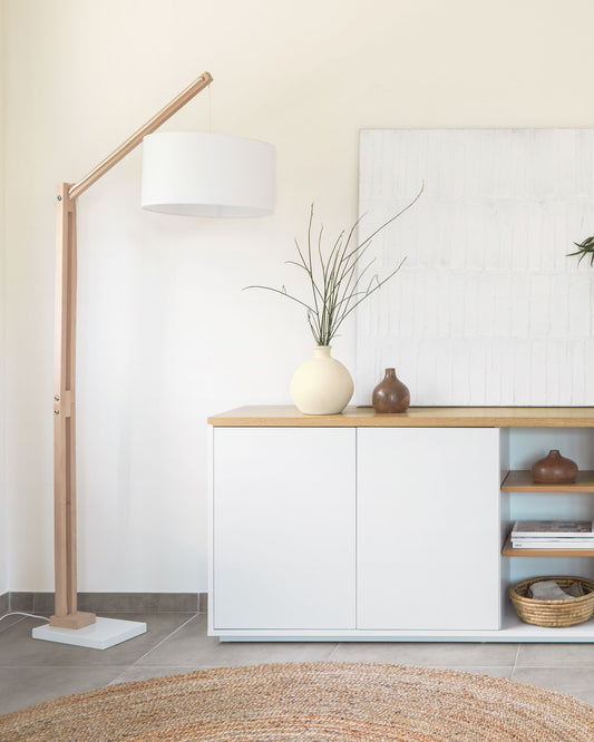 Llum de peu Riaz blanc