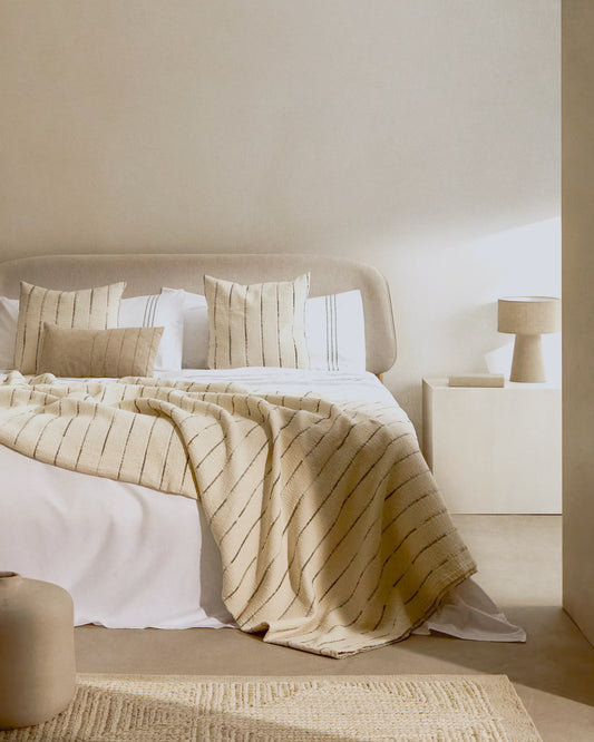 Llit Octavia fusta contraxapada de freixe i capçal entapissat blanc FSC Mix Credit 180x200cm