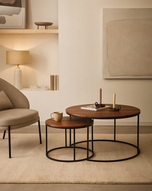 Set Yoana 2 mesas auxiliares nido de chapa de nogal y metal pintado negro Ø 80 cm/Ø 50 cm