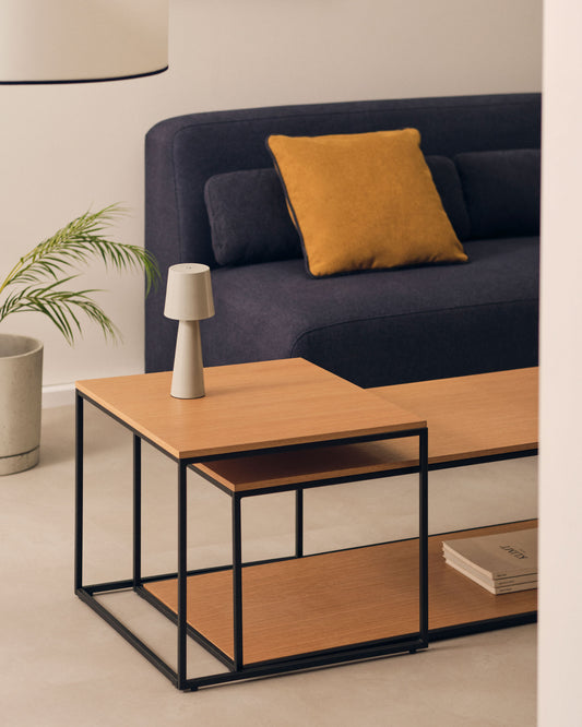 Conjunt Yoana de 2 taules de centre niu xapa de roure i estructura de metall pintat negre
