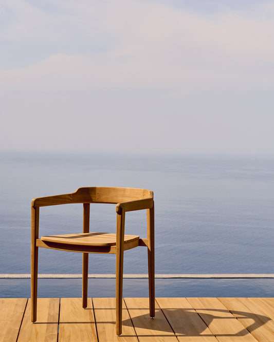 Cadira apilable Icaro de fusta massissa de teca amb acabat natural FSC 100%