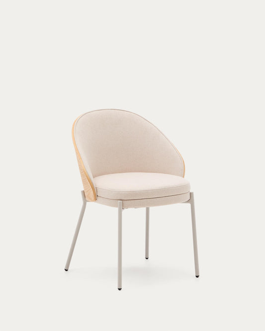 Chaise Eamy en chenille beige, placage de frêne avec finition naturelle et métal beige