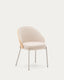 Chaise Eamy en chenille beige, placage de frêne avec finition naturelle et métal beige