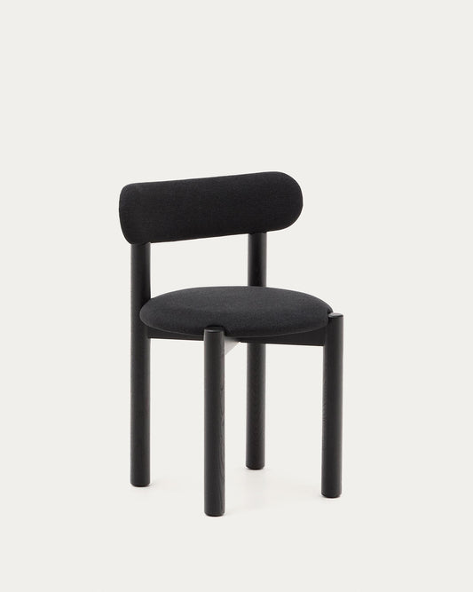 Cadira Nebai xenilla negra estructura de fusta massissa  roure acabat negre FSC MIX Credit