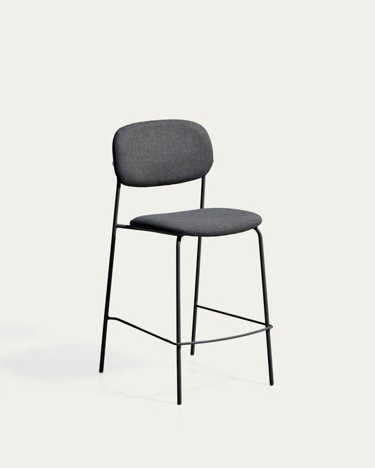 Tamboret apilable Meli de xenilla grisa i potes de metall gris FSC Mix Credit 65 cm