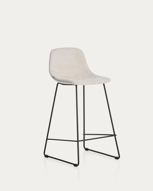 Tamboret Zahara de xenilla beix amb potes d’acer amb acabat negre de 76 cm FSC 100%