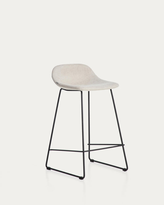 Tamboret Zahara de xenilla beix amb potes d’acer amb acabat negre de 76 cm FSC 100%