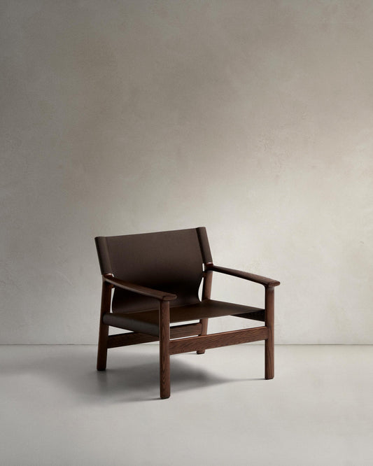 Fauteuil Jan en fibres de cuir recyclé marron foncé et bois de frêne avec finition ton noyer FSC 100 %