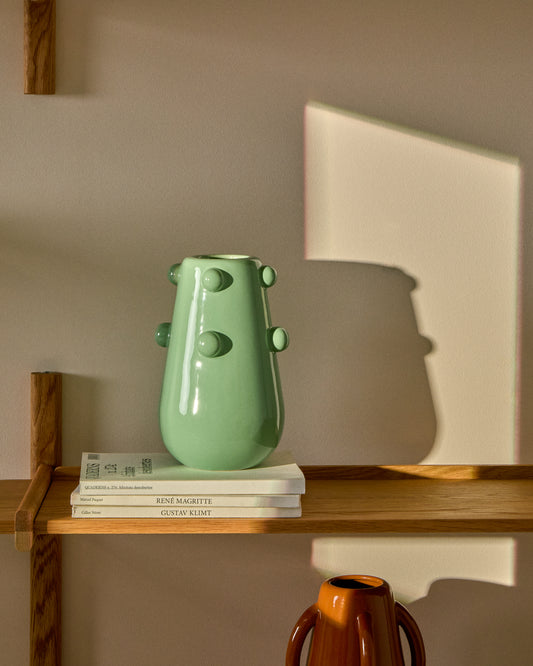 Vase Odra en céramique vert clair avec finition brillante 25,5 cm 