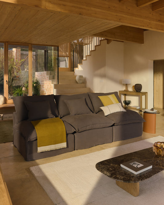 Manta Orlet de llana reversible mostassa i beix 130 x 170 cm