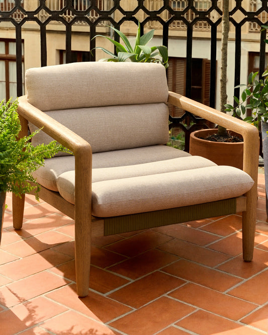 Set de 2 butaques Menfi de fusta massissa d’acàcia i corda verda i taula de centre Dandara d’acer, corda i fusta massissa d’acàcia FSC 100% Ø 60 cm