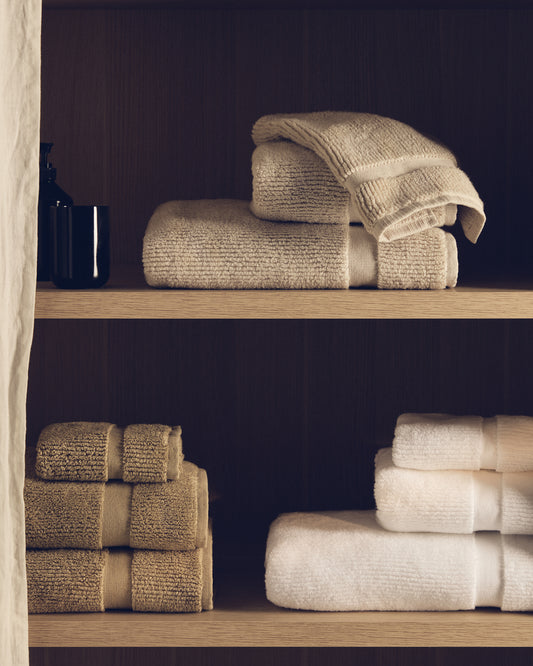 Tovallola de tocador Olvira 100% cotó jacquard verd fosc 30x50 cm