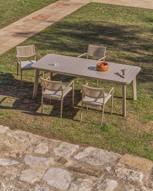 Taula extensible d’exterior Izola d’alumini acabat talp 185 (235) x 100 cm