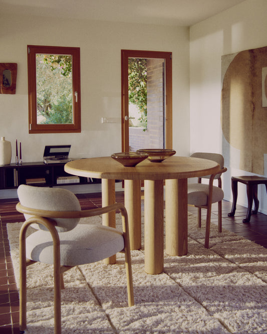 Taula rodona Mailen en xapa de freixe amb acabat natural Ø 120 cm