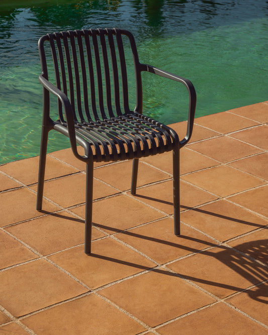 Cadira apilable d’exterior Isabellini grafit