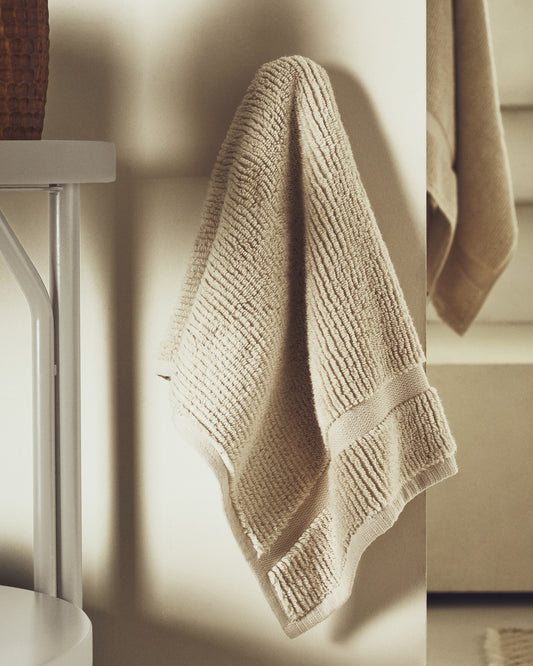 Tovallola de mà Olvira 100% cotó jacquard beix 50x90 cm