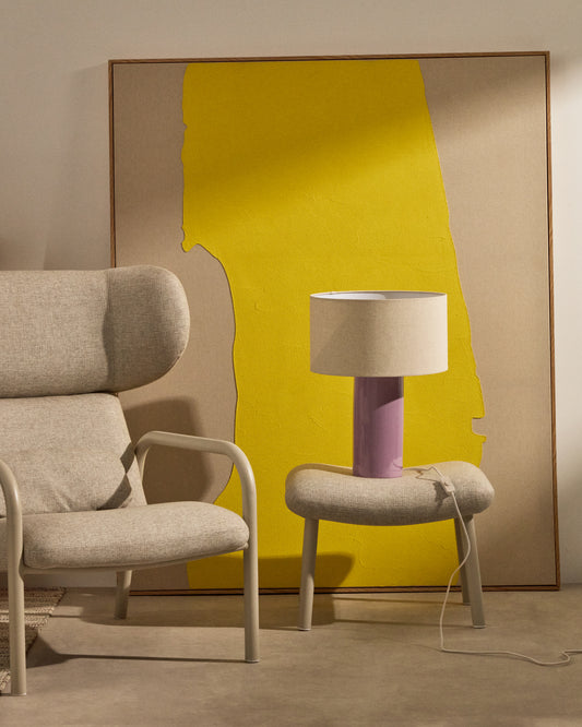 Lámpara de mesa Toneric de cerámica con acabado lila y algodón