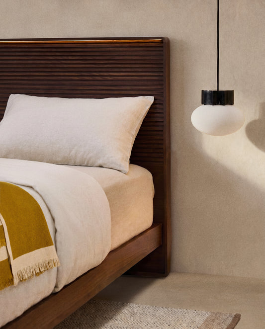 Capçal Norlen de xapa de noguera amb acabat fosc i llum LED per a llit de fins a 180 cm FSC Mix Credit