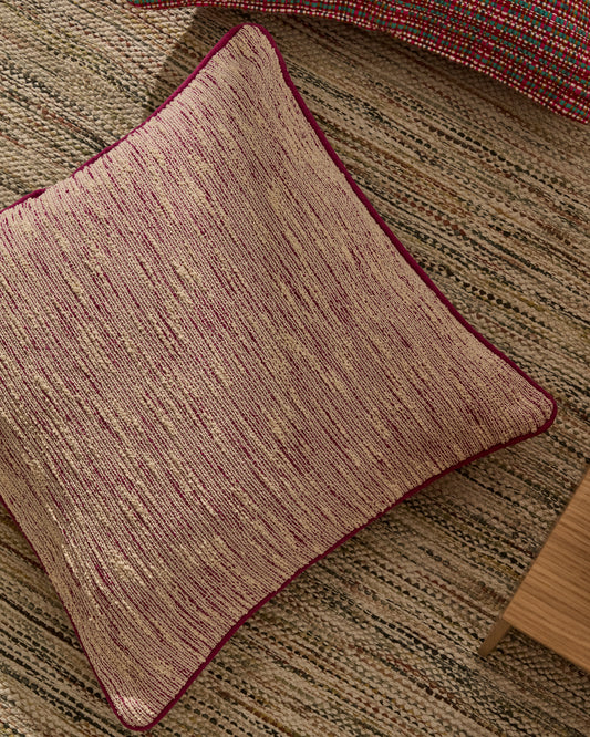 Funda de coixí Brisella de jacquard amb viu en contrast rosa 45x45 cm