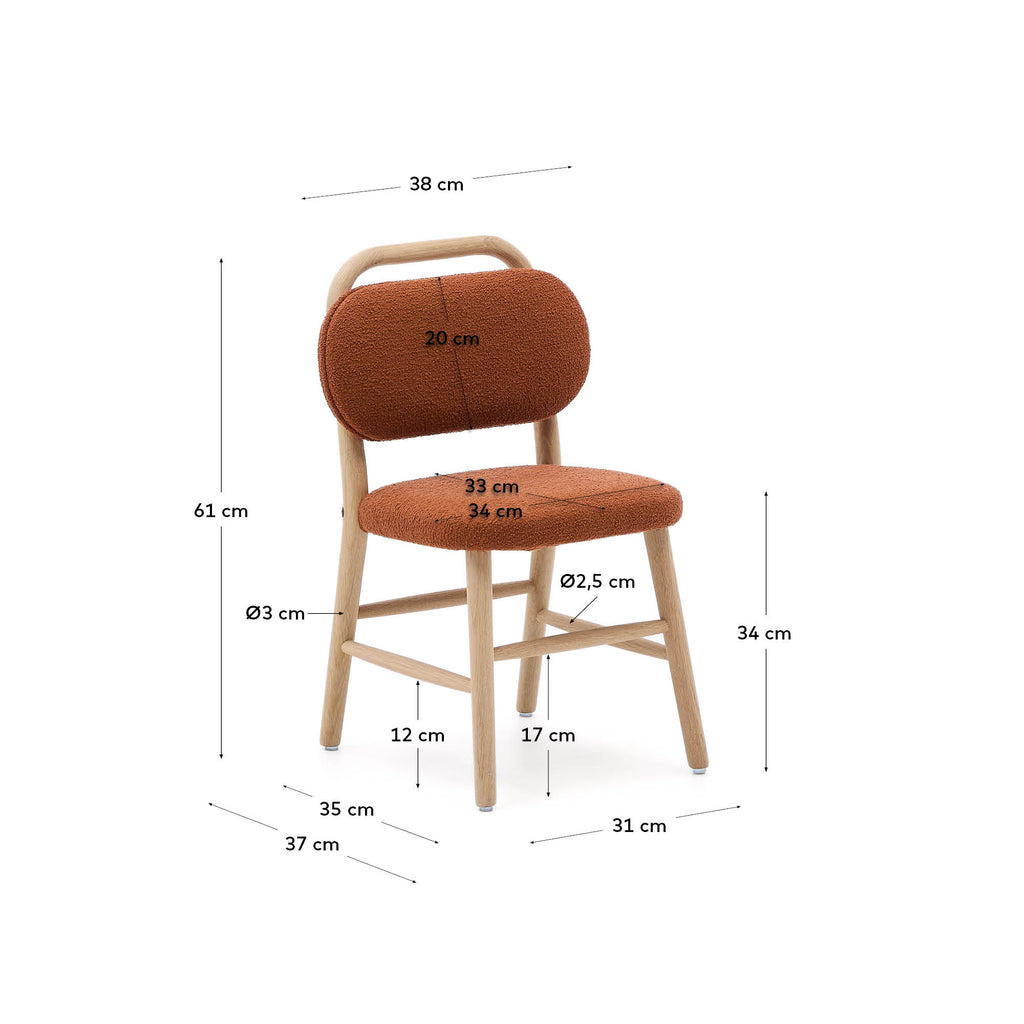 Silla infantil Helda de borreguito terracota y madera maciza de roble FSC Mix Credit