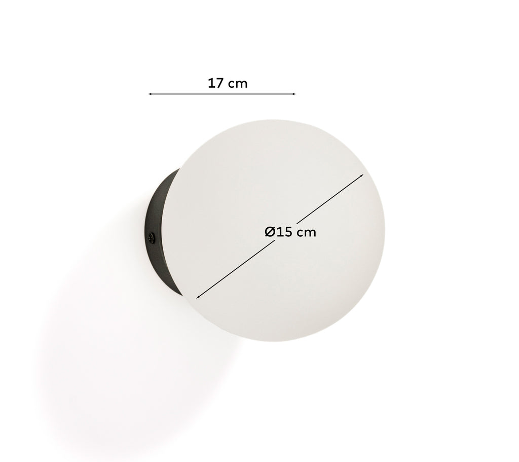 Aplic de paret Brisia de metall amb acabat negre i 1 bola de vidre glacejat de Ø15 cm