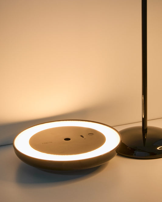 Llum de taula portàtil Porte d’alumini negre