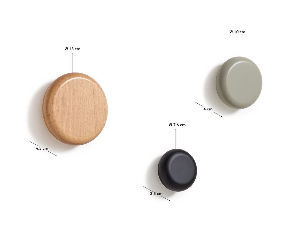 Set Nadue de 3 colgadores de madera maciza de haya con acabado natural, gris, negro