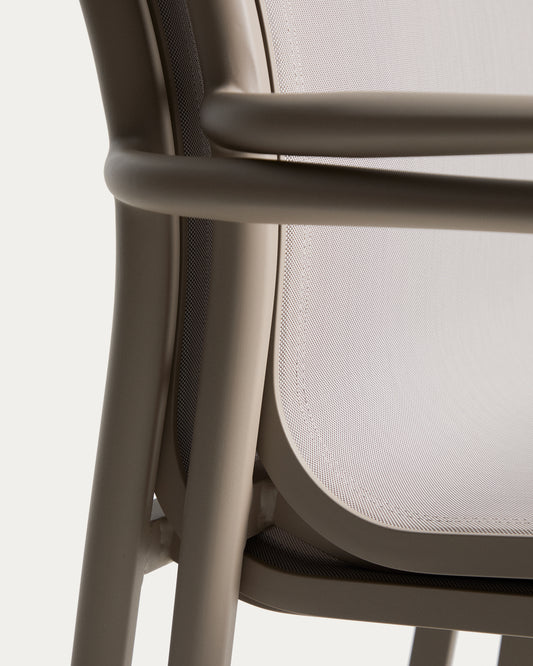 Set de taula extensible Brela d’alumini talp i 6 cadires Luri d’alumini talp i texteline beix 205(287)x100 cm
